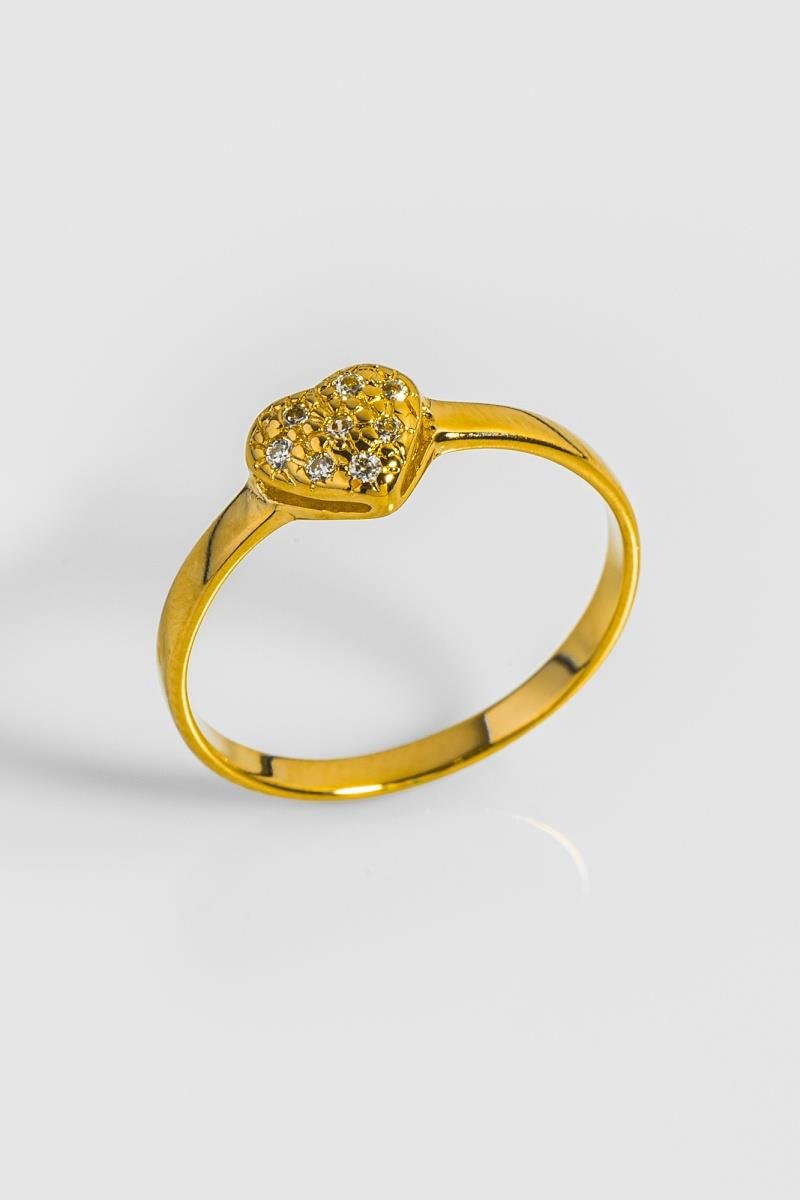 ANEL CORAÇÃO CRAVEJADO EM ZIRCÔNIAS DETALHE BOLEADO 6X7MM OURO