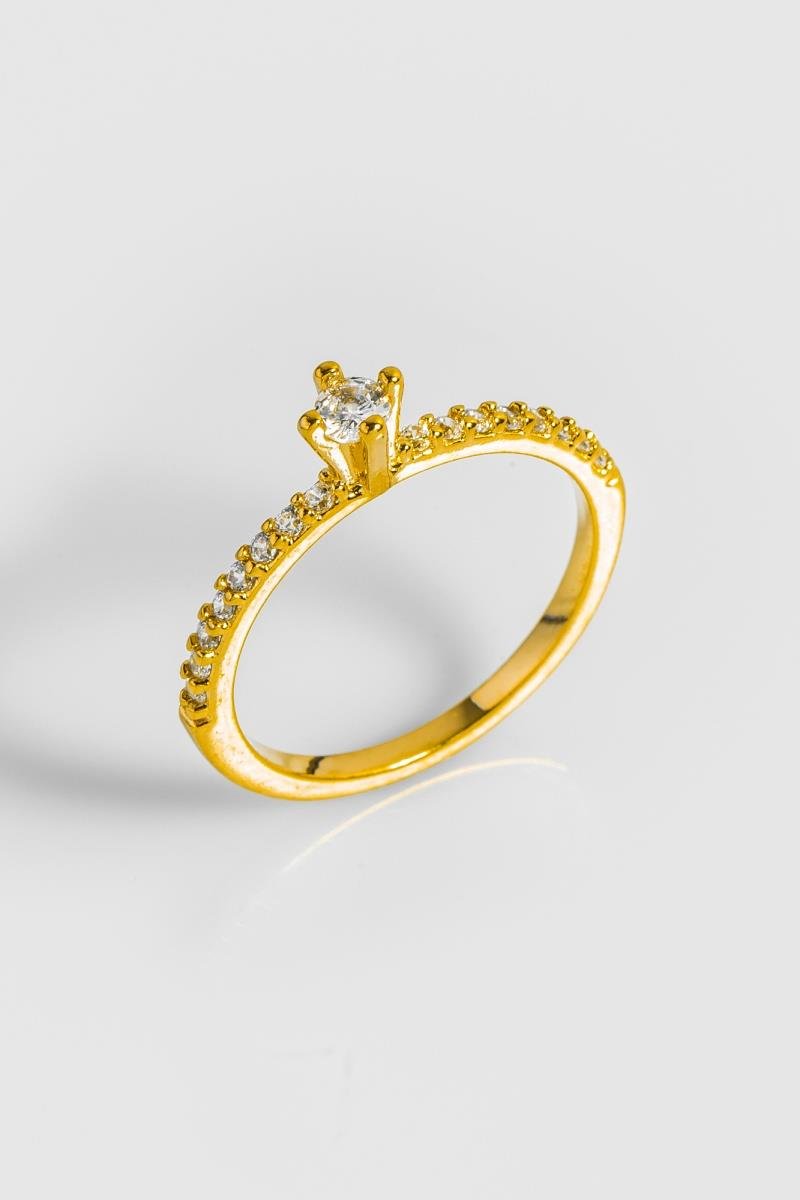 ANEL SOLITÁRIO CRAVEJADO EM ZIRCÔNIAS 3MM OURO