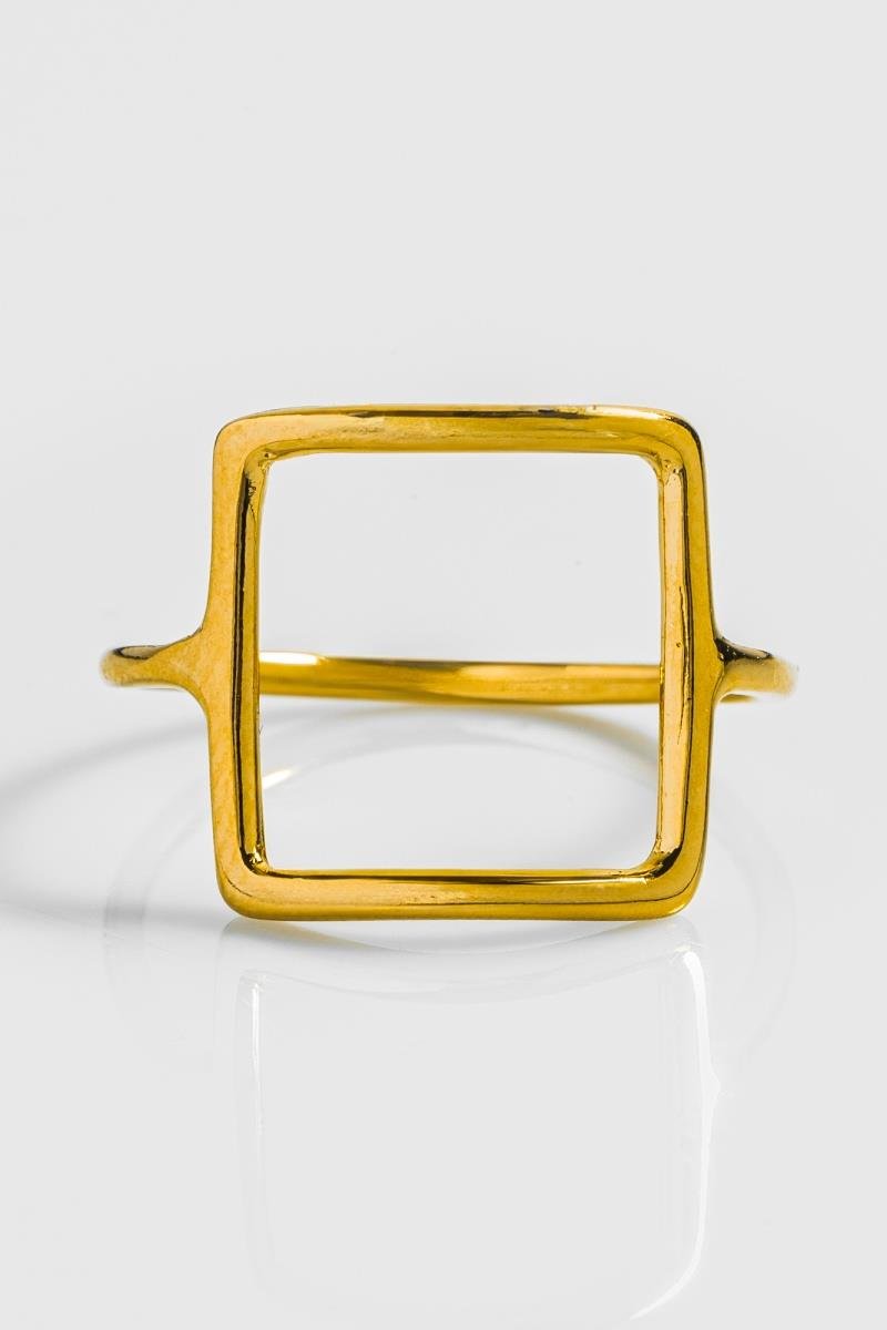 ANEL QUADRADO VAZADO 15MM OURO