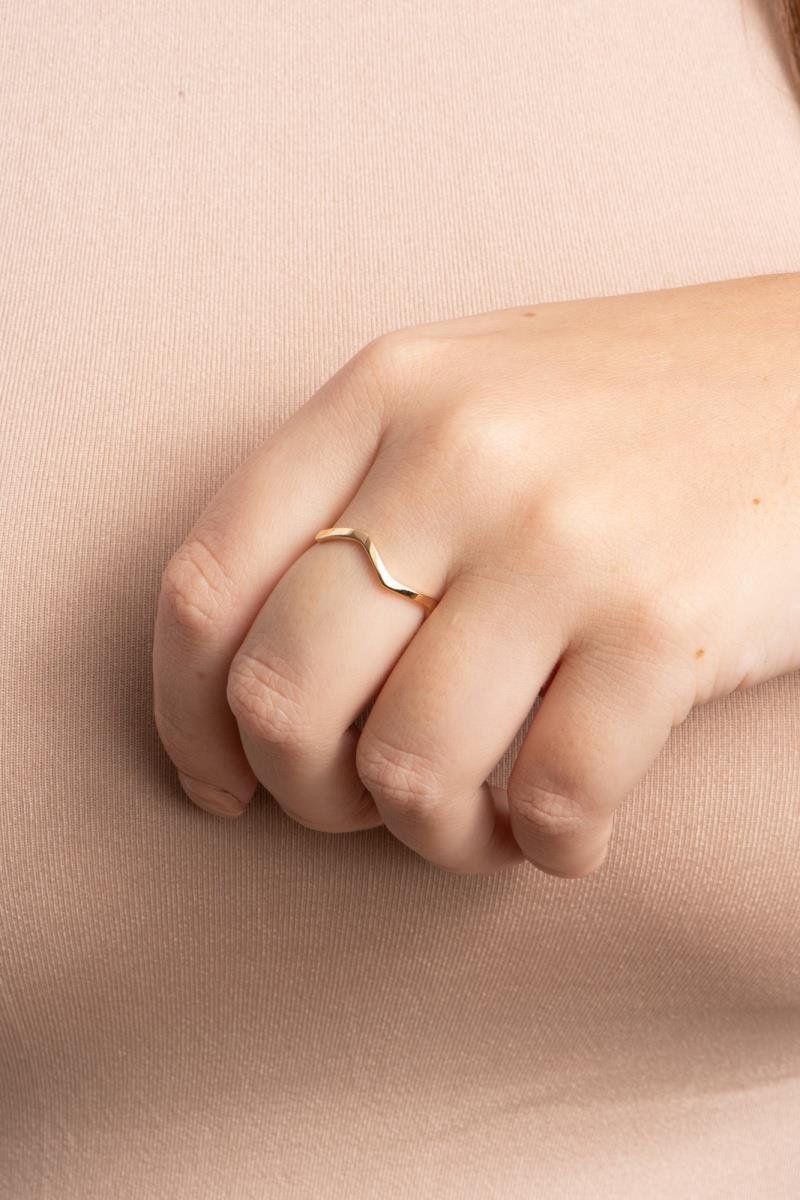 ANEL ZIG ZAG LISO OURO