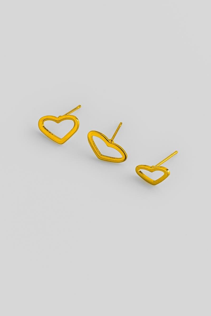 BRINCO TRIO DE CORAÇÕES VAZADO LISO OURO