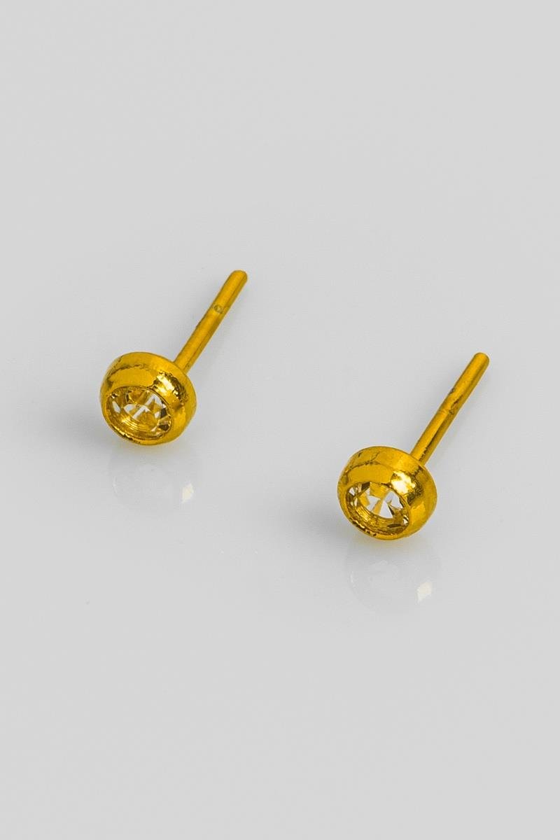 BRINCO INFANTIL PONTO DE LUZ ZIRCÔNIA CRISTAL 4MM CRAVAÇÃO INGLESA OURO