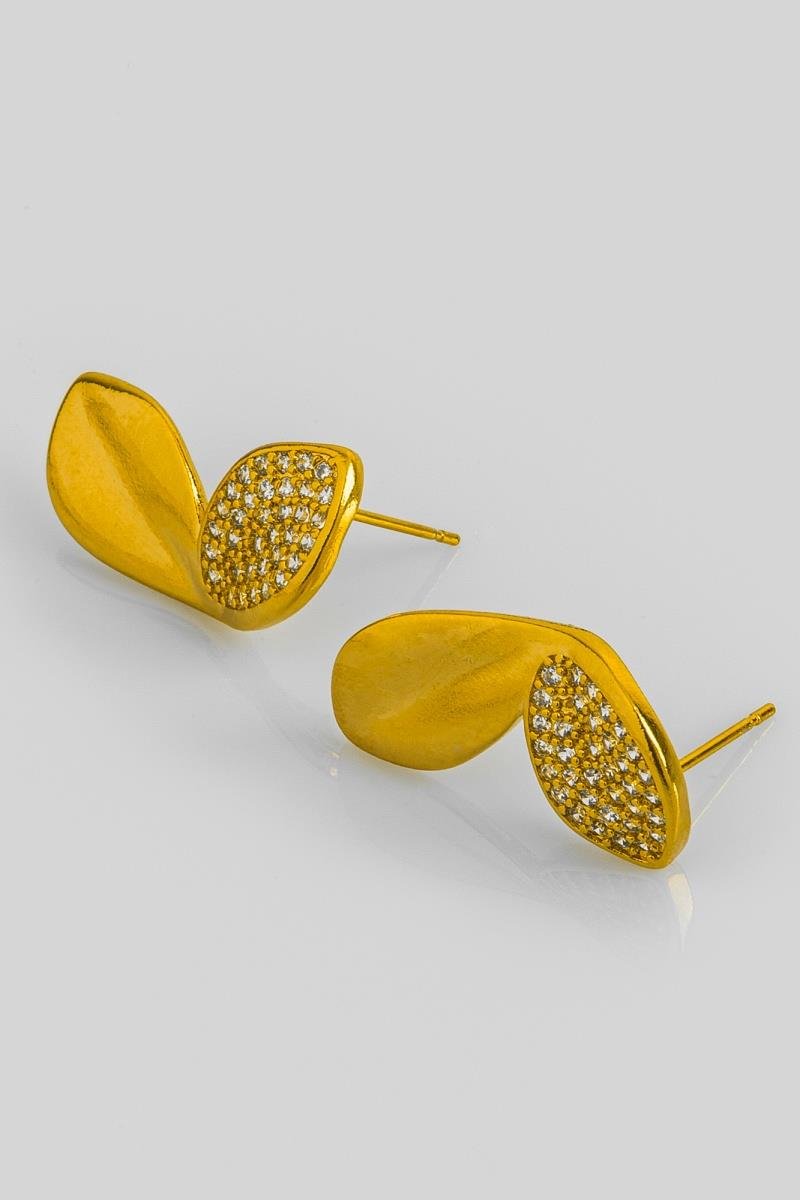 BRINCO PÉTALAS DE FLOR CRAVEJADA EM ZIRCÔNIAS FOLHA LISA 22X11MM OURO