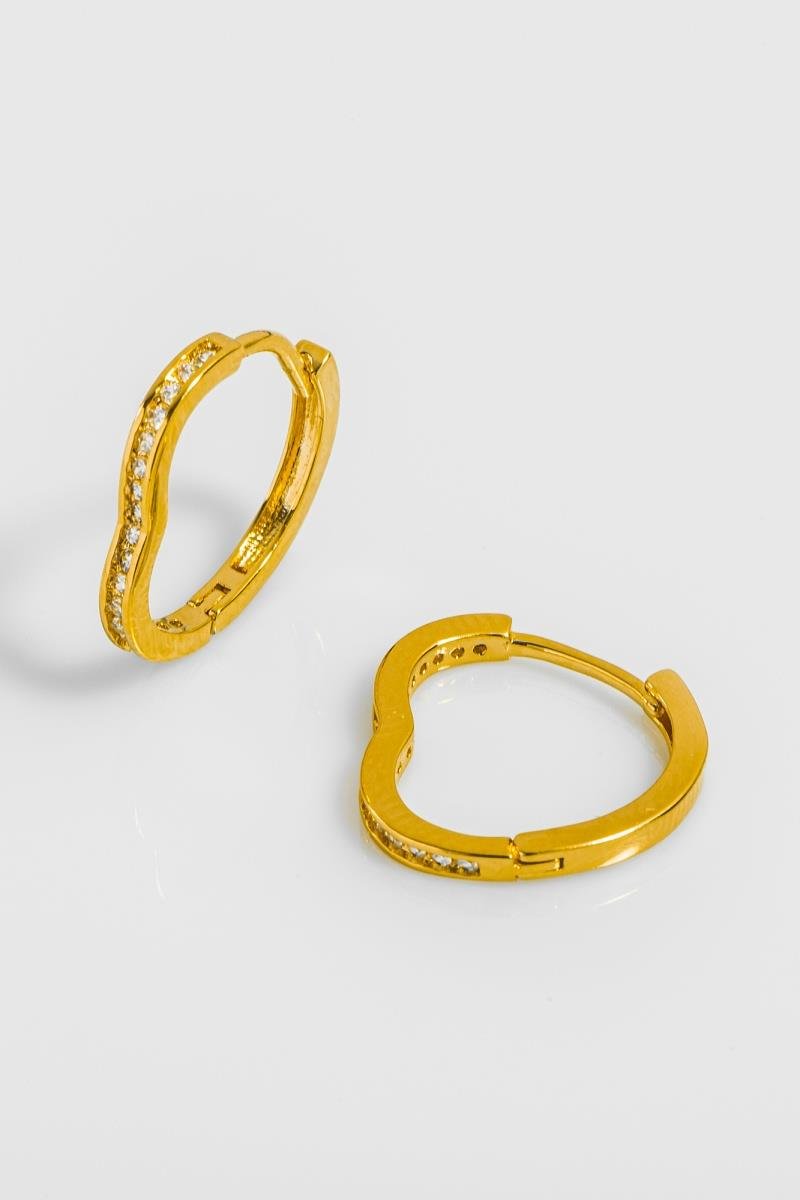 BRINCO DE ARGOLA CORAÇÃO CRAVEJADO EM ZIRCÔNIAS CLICK 17MM OURO