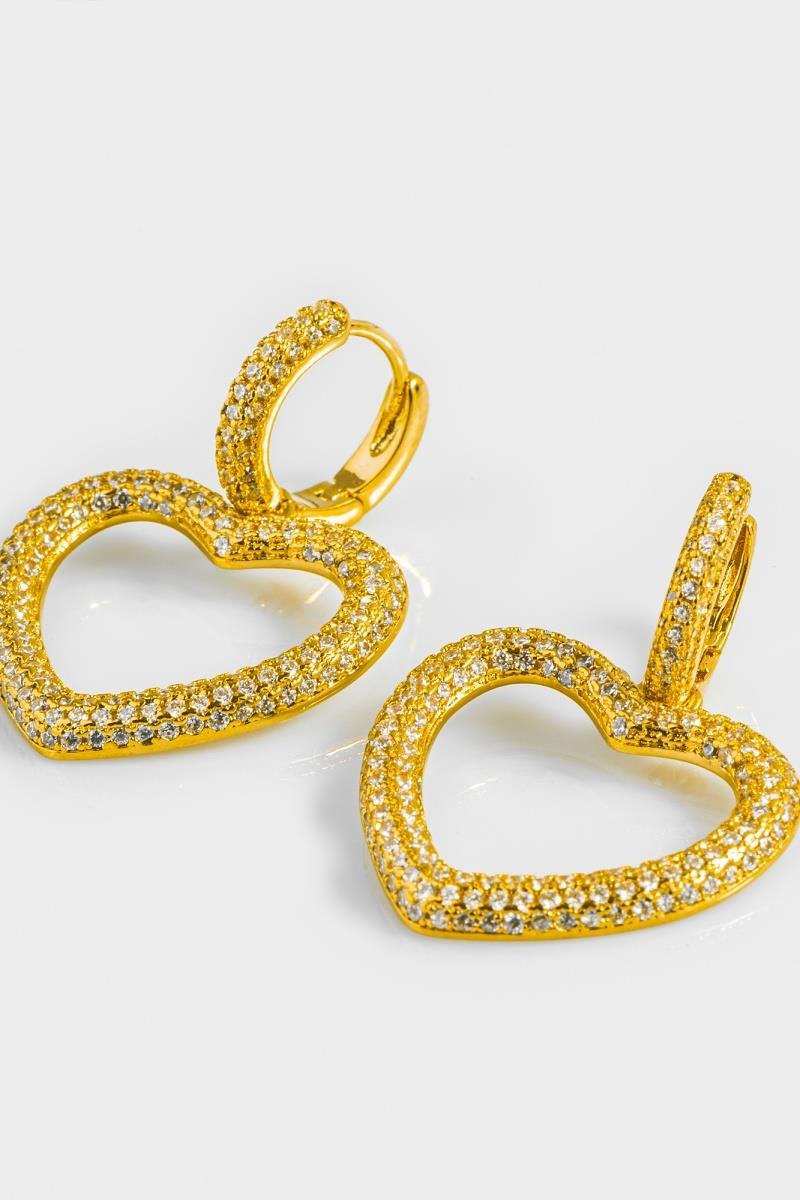 BRINCO CORAÇÃO CRAVEJADO EM ZIRCÔNIAS VAZADO CLICK 12MM OURO