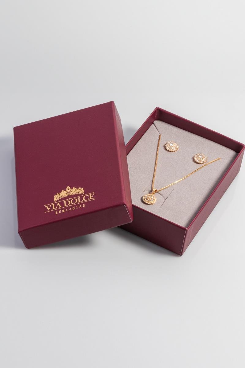 CAIXINHA PARA PRESENTE RÍGIDA VIA DOLCE MARSALA 11X8X3 COM LAÇO DOURADO E VELUDO INTERNO